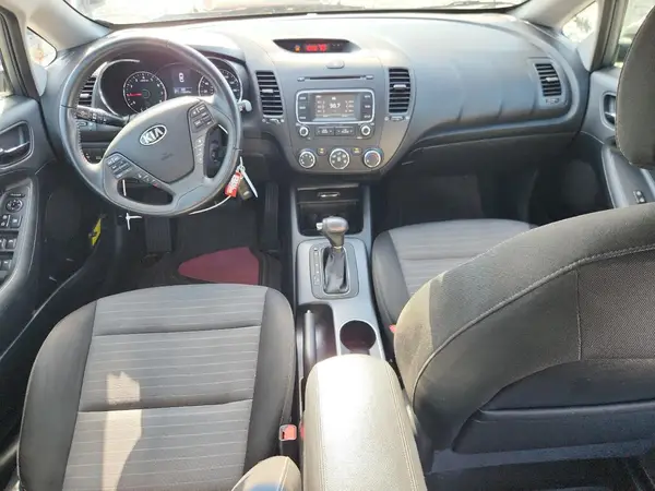 KNAFX5A80G5591609 2016 KIA FORTE - Image 8