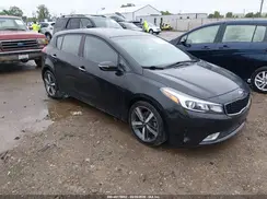 KNAFX5A80H5715492 2017 KIA FORTE
