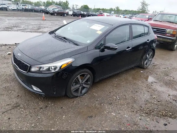 KNAFX5A80H5715492 2017 KIA FORTE - Image 2