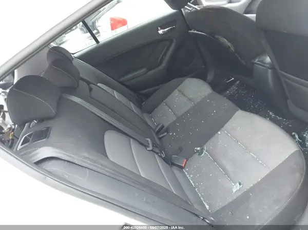 KNAFX5A81G5490773 2016 KIA FORTE - Image 8