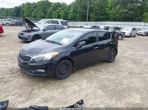 KNAFX5A81G5528986 2016 KIA FORTE - Image 2