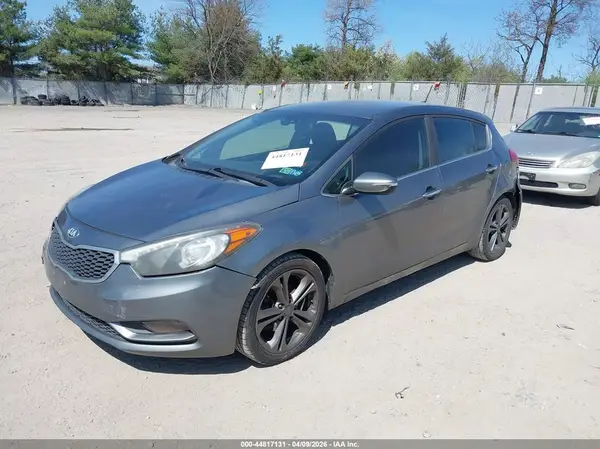 KNAFX5A81G5529264 2016 KIA FORTE - Image 2