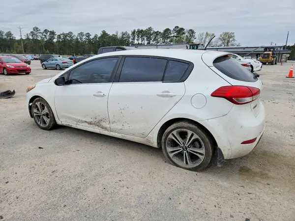 KNAFX5A81G5627274 2016 KIA FORTE - Image 2