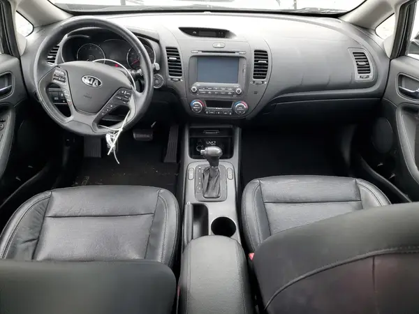 KNAFX5A81G5632863 2016 KIA FORTE - Image 8
