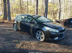 KNAFX5A81H5715162 2017 KIA FORTE