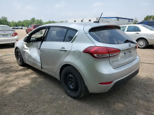 KNAFX5A81J5776713 2018 KIA FORTE - Image 2