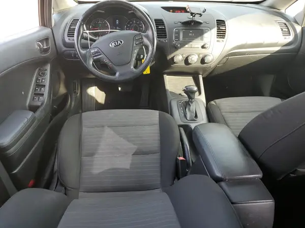 KNAFX5A82G5525949 2016 KIA FORTE - Image 8
