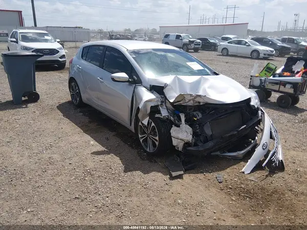KNAFX5A82G5546879 2016 KIA FORTE - Image 1