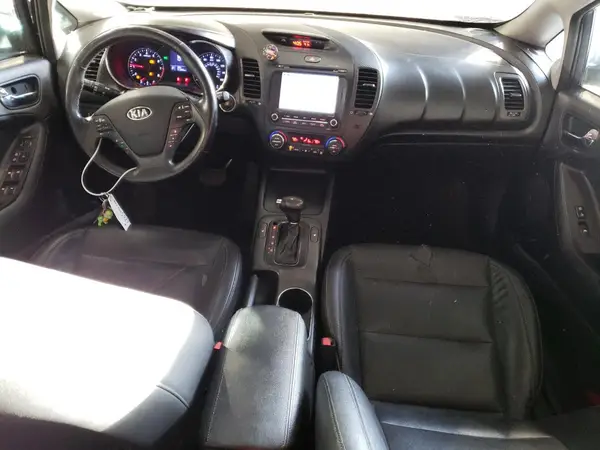 KNAFX5A82G5548468 2016 KIA FORTE - Image 8