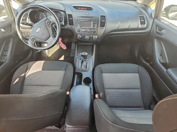 KNAFX5A83G5508917 2016 KIA FORTE - Image 8