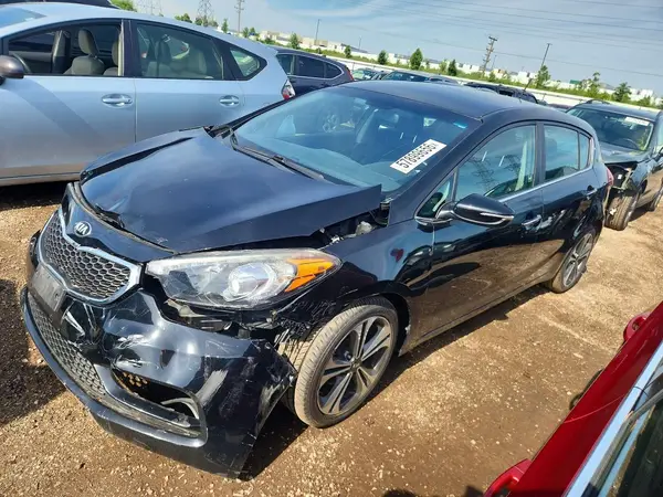 KNAFX5A83G5525927 2016 KIA FORTE - Image 1