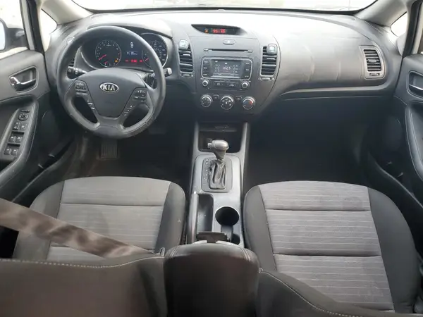 KNAFX5A83G5585917 2016 KIA FORTE - Image 8