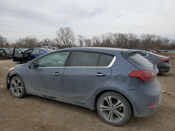 KNAFX5A83G5589952 2016 KIA FORTE - Image 2