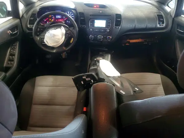 KNAFX5A83G5626479 2016 KIA FORTE - Image 8