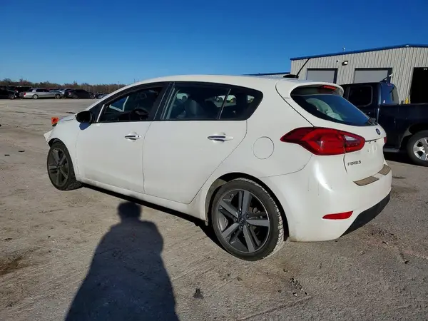 KNAFX5A83H5668734 2017 KIA FORTE - Image 2