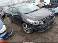 KNAFX5A83H5685775 2017 KIA FORTE
