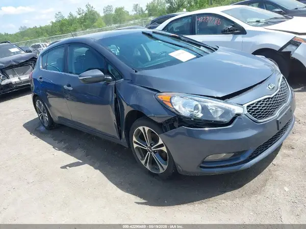 KNAFX5A84G5508280 2016 KIA FORTE - Image 1