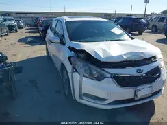 KNAFX5A84G5527704 2016 KIA FORTE