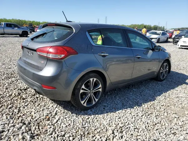 KNAFX5A84G5547693 2016 KIA FORTE - Image 2