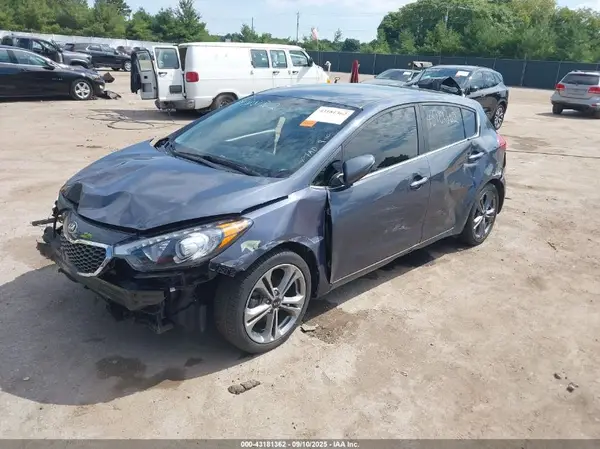 KNAFX5A84G5626491 2016 KIA FORTE - Image 2