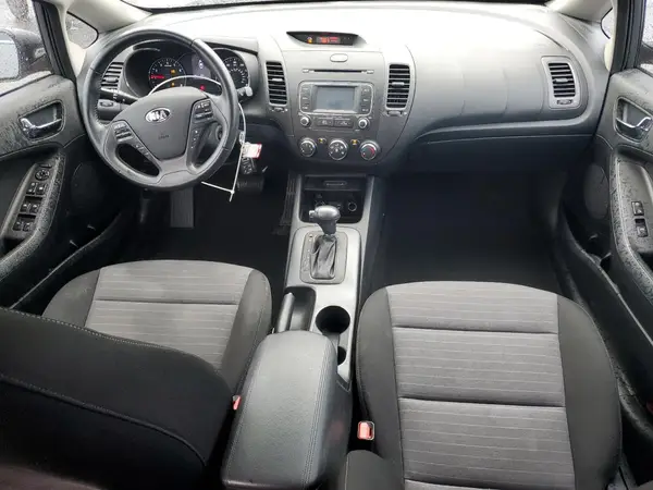 KNAFX5A84G5628385 2016 KIA FORTE - Image 8