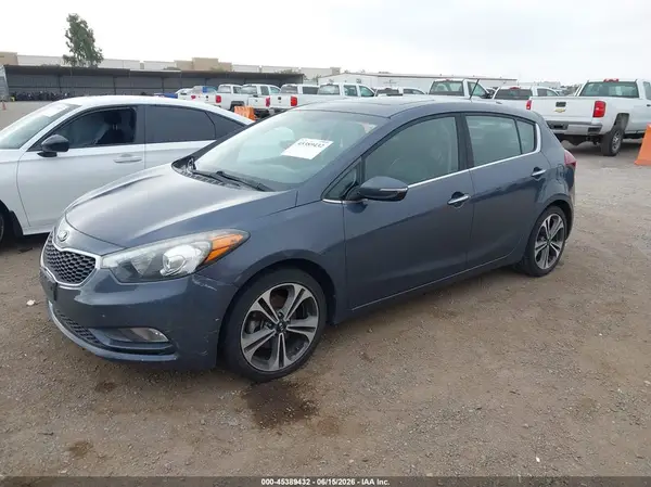 KNAFX5A84G5628757 2016 KIA FORTE - Image 2