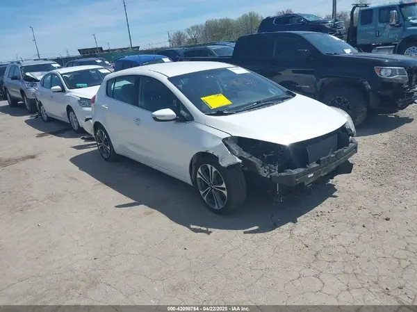 KNAFX5A84G5628970 2016 KIA FORTE - Image 1