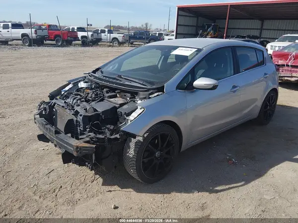 KNAFX5A84G5629245 2016 KIA FORTE - Image 2