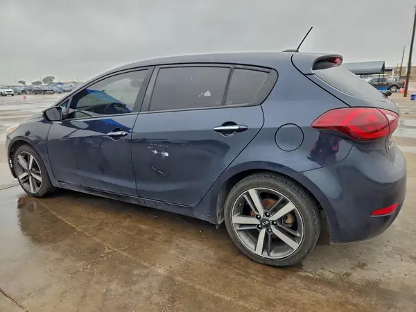 KNAFX5A84H5707380 2017 KIA FORTE - Image 2