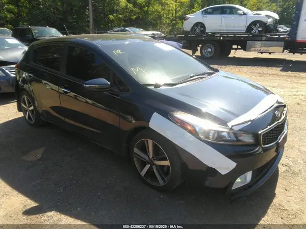 KNAFX5A84H5708514 2017 KIA FORTE - Image 1