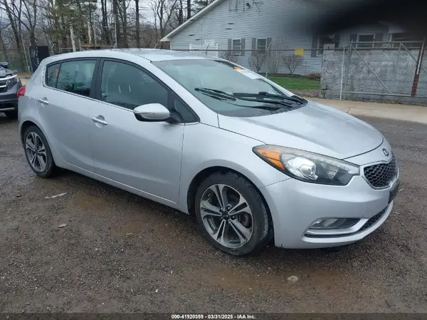 KNAFX5A85G5496365 2016 KIA FORTE - Image 1