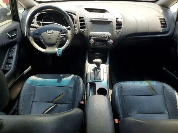 KNAFX5A85G5526822 2016 KIA FORTE - Image 8