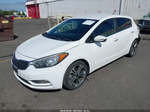 KNAFX5A85G5529073 2016 KIA FORTE - Image 2