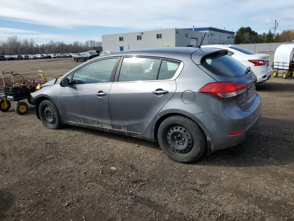 KNAFX5A85G5623227 2016 KIA FORTE - Image 2