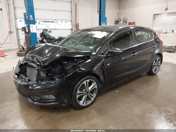 KNAFX5A85G5629304 2016 KIA FORTE - Image 2