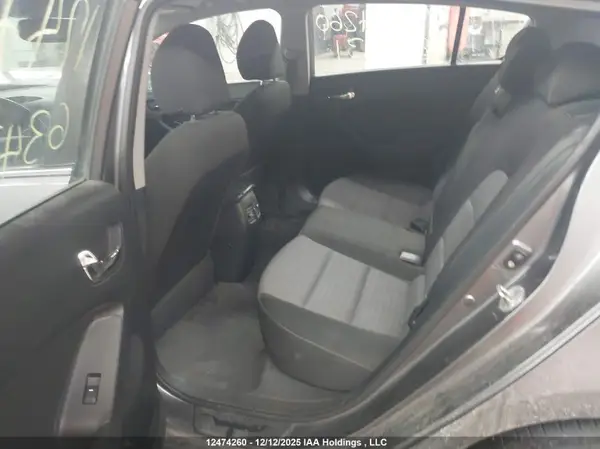 KNAFX5A85G5634731 2016 KIA FORTE - Image 8