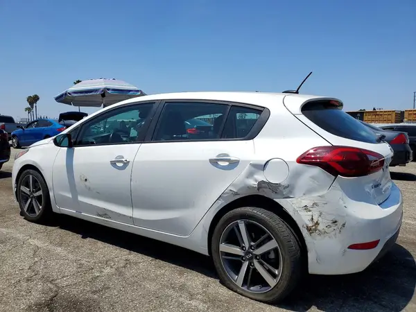 KNAFX5A85H5668640 2017 KIA FORTE - Image 2