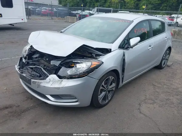 KNAFX5A86G5525923 2016 KIA FORTE - Image 2