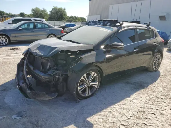 KNAFX5A86G5599021 2016 KIA FORTE - Image 1
