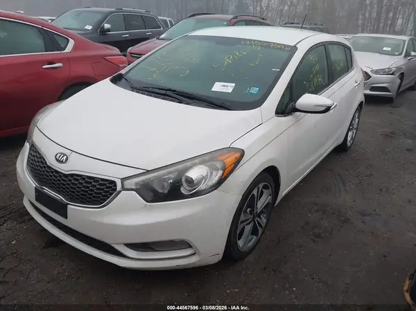 KNAFX5A86G5627304 2016 KIA FORTE - Image 2