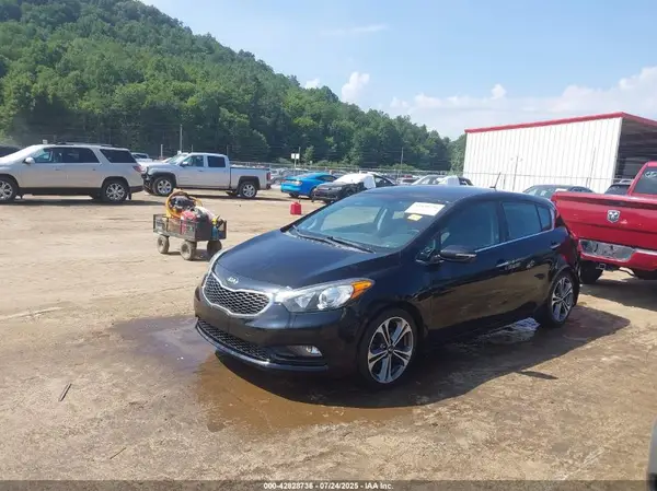 KNAFX5A86G5627710 2016 KIA FORTE - Image 2