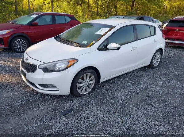 KNAFX5A87G5494553 2016 KIA FORTE - Image 2