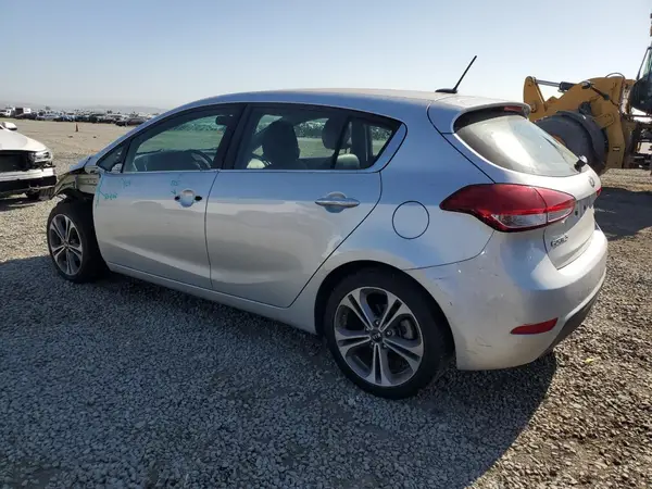KNAFX5A87G5597472 2016 KIA FORTE - Image 2