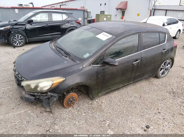 KNAFX5A87G5605229 2016 KIA FORTE - Image 2