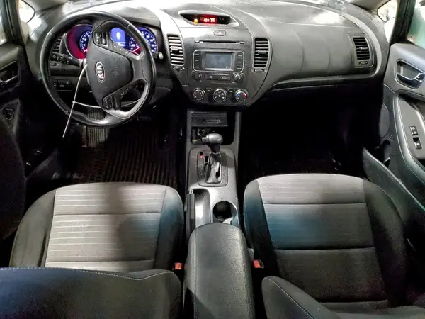 KNAFX5A87G5627098 2016 KIA FORTE - Image 8