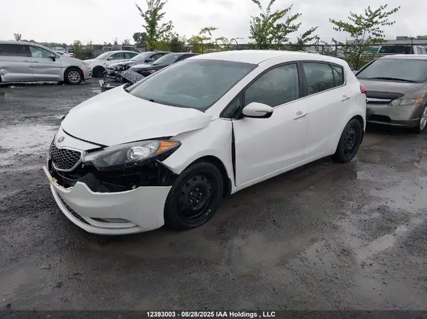 KNAFX5A88G5465854 2016 KIA FORTE - Image 2