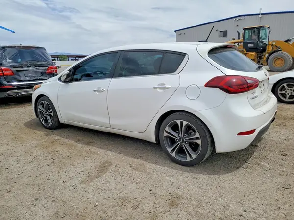 KNAFX5A88G5526975 2016 KIA FORTE - Image 2