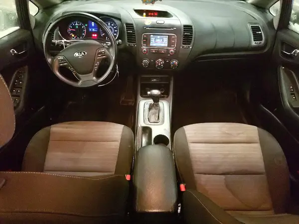 KNAFX5A88G5626476 2016 KIA FORTE - Image 8