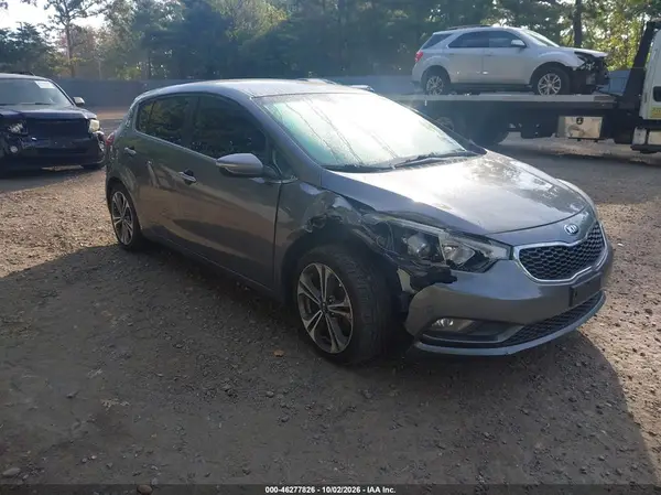 KNAFX5A88G5627238 2016 KIA FORTE - Image 1