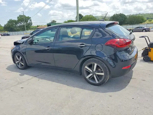 KNAFX5A88H5724893 2017 KIA FORTE - Image 2